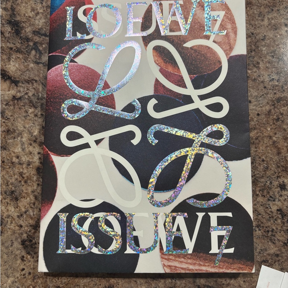 Loewe Iridescent Logo Cover puzzle 10
Event book 📕 🩷collectors! Issue #7!!!